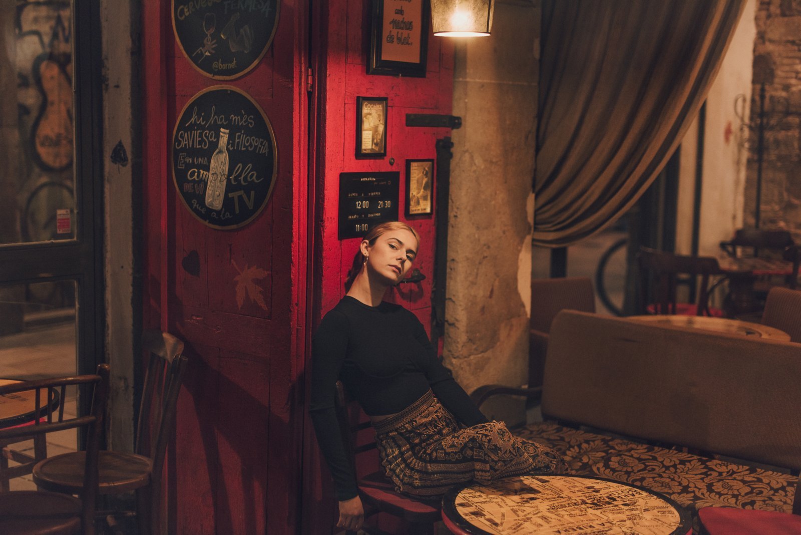 Sara_bar-3.jpg